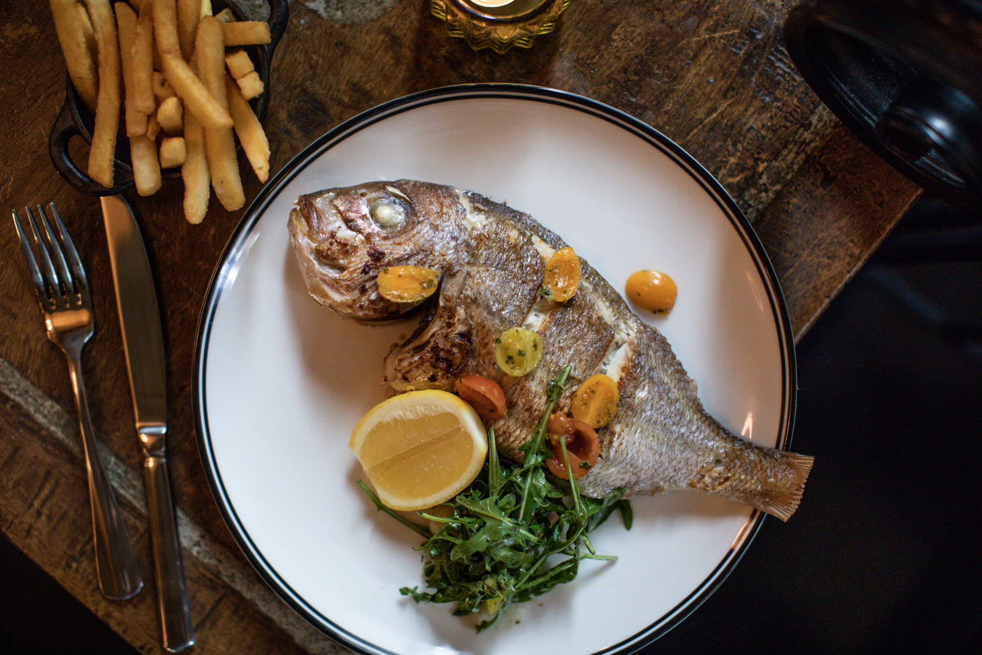 Fresh seafood 2 37.8168° S, 144.9612° E Fish of the day